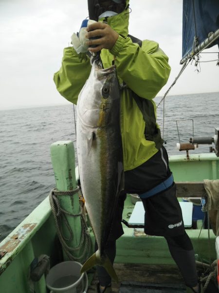 康仁丸・ジギング釣り果